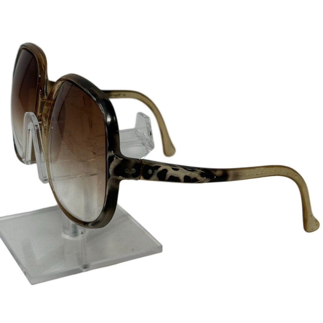 Vintage 90s Women's Frames IL Italy 17957 Oversized Brown Gradient Sunglasses