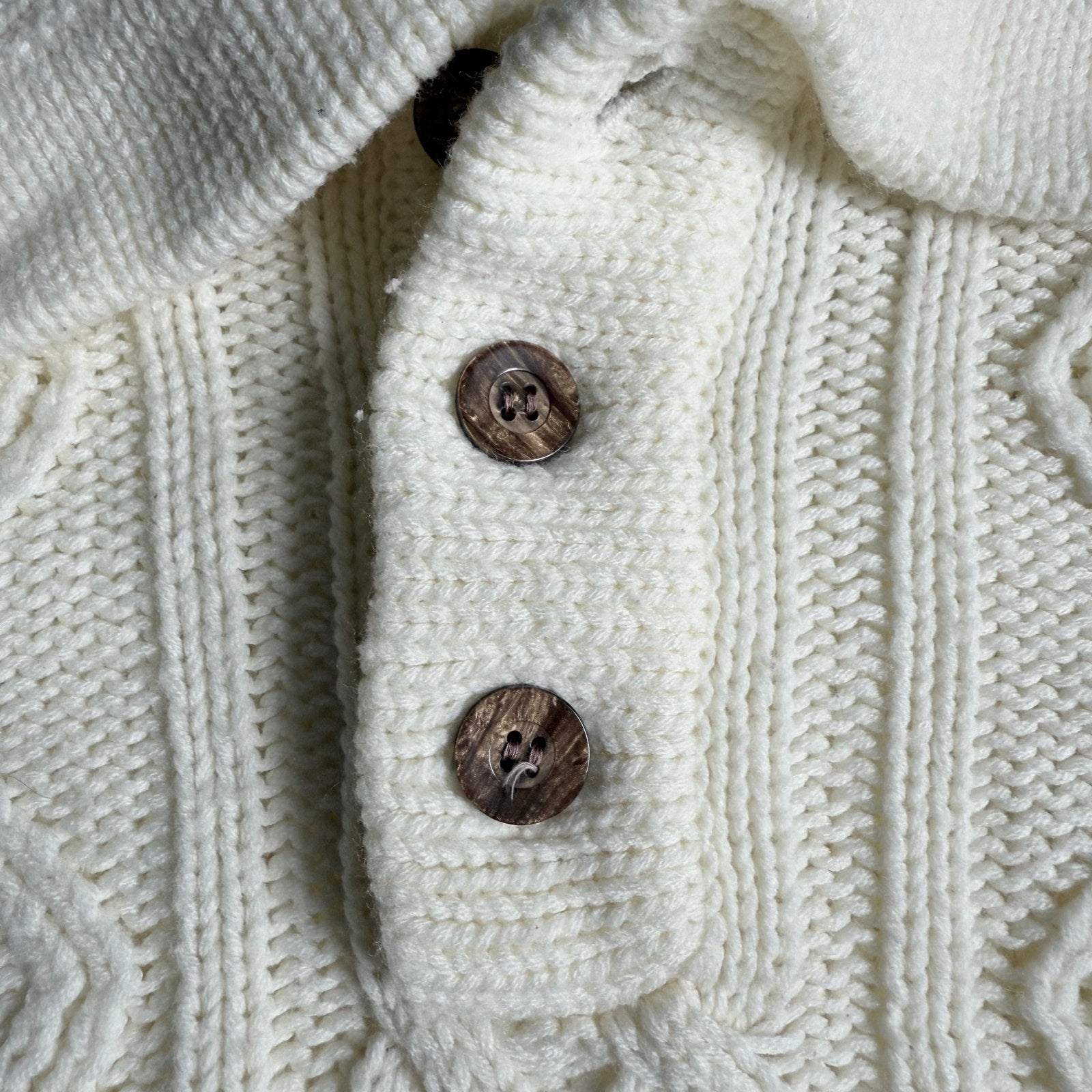 Vintage 70s Men's Medium Cream Cable Knit Sweater Acrylic Sears King Road