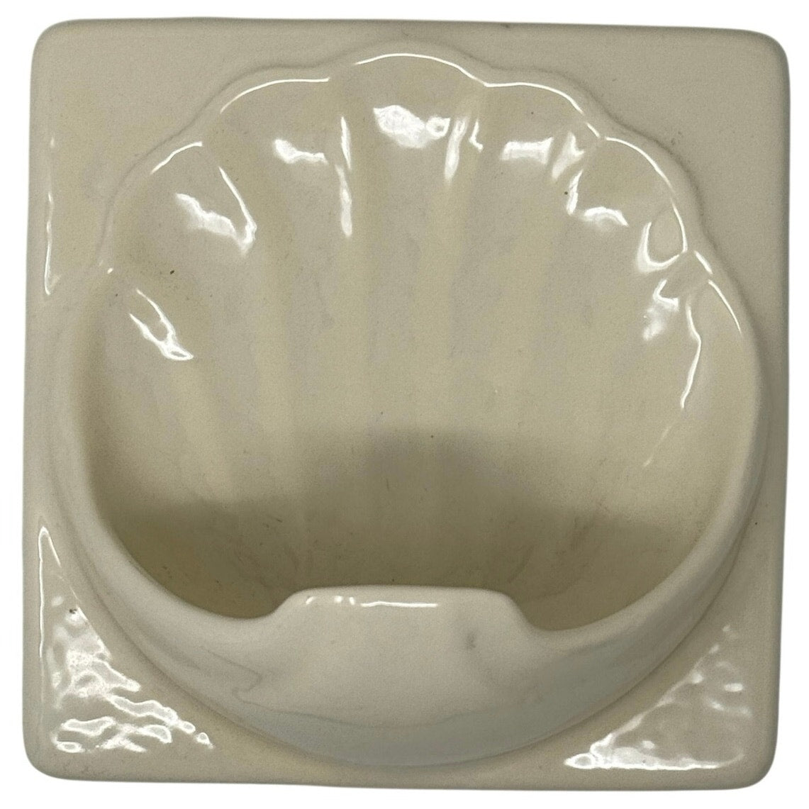 Vintage 60s Off White Shell Soap Dish Wall Mount Ceramic Drain Hole USA