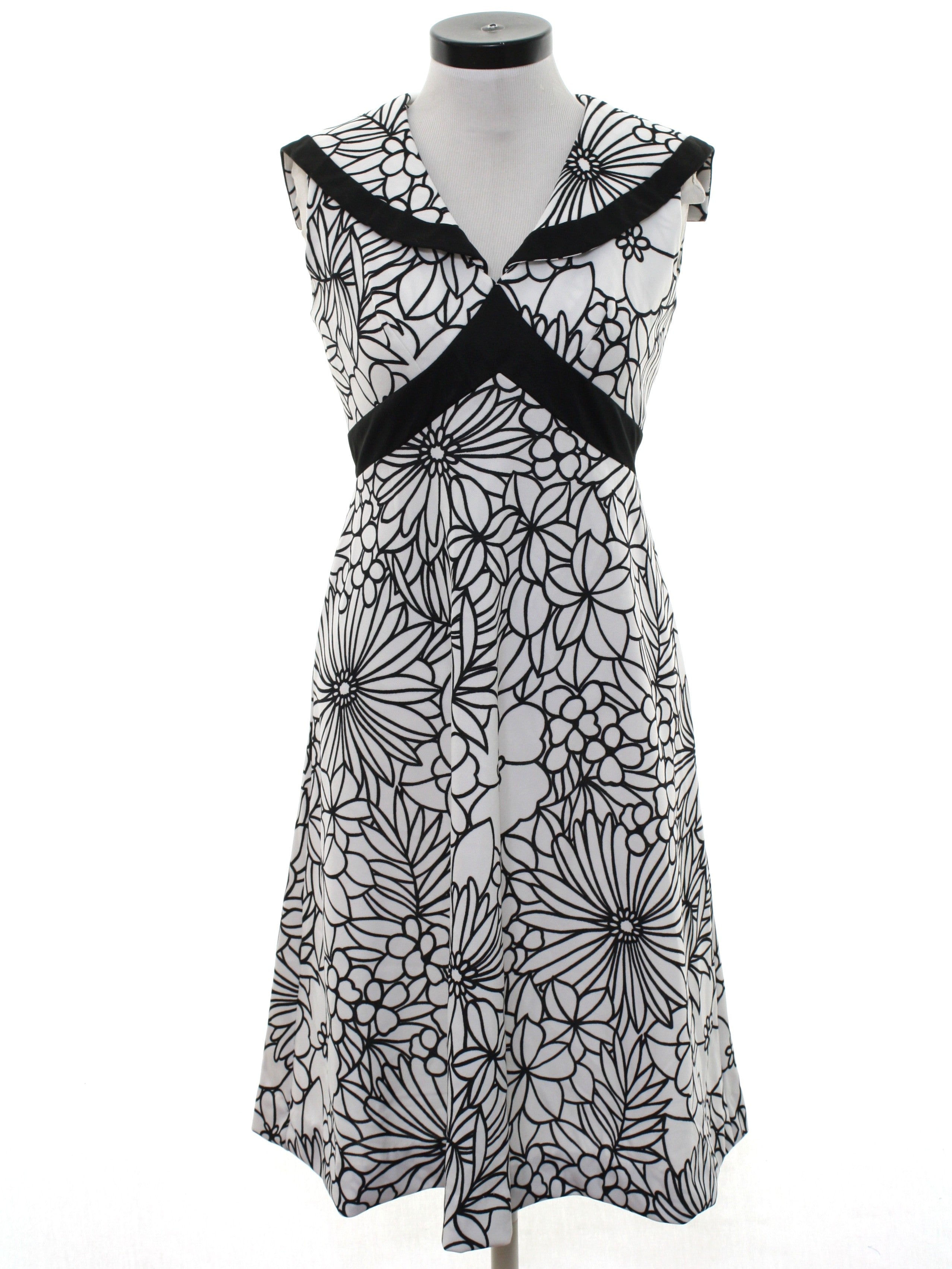 Womens Mod Knit Dress
