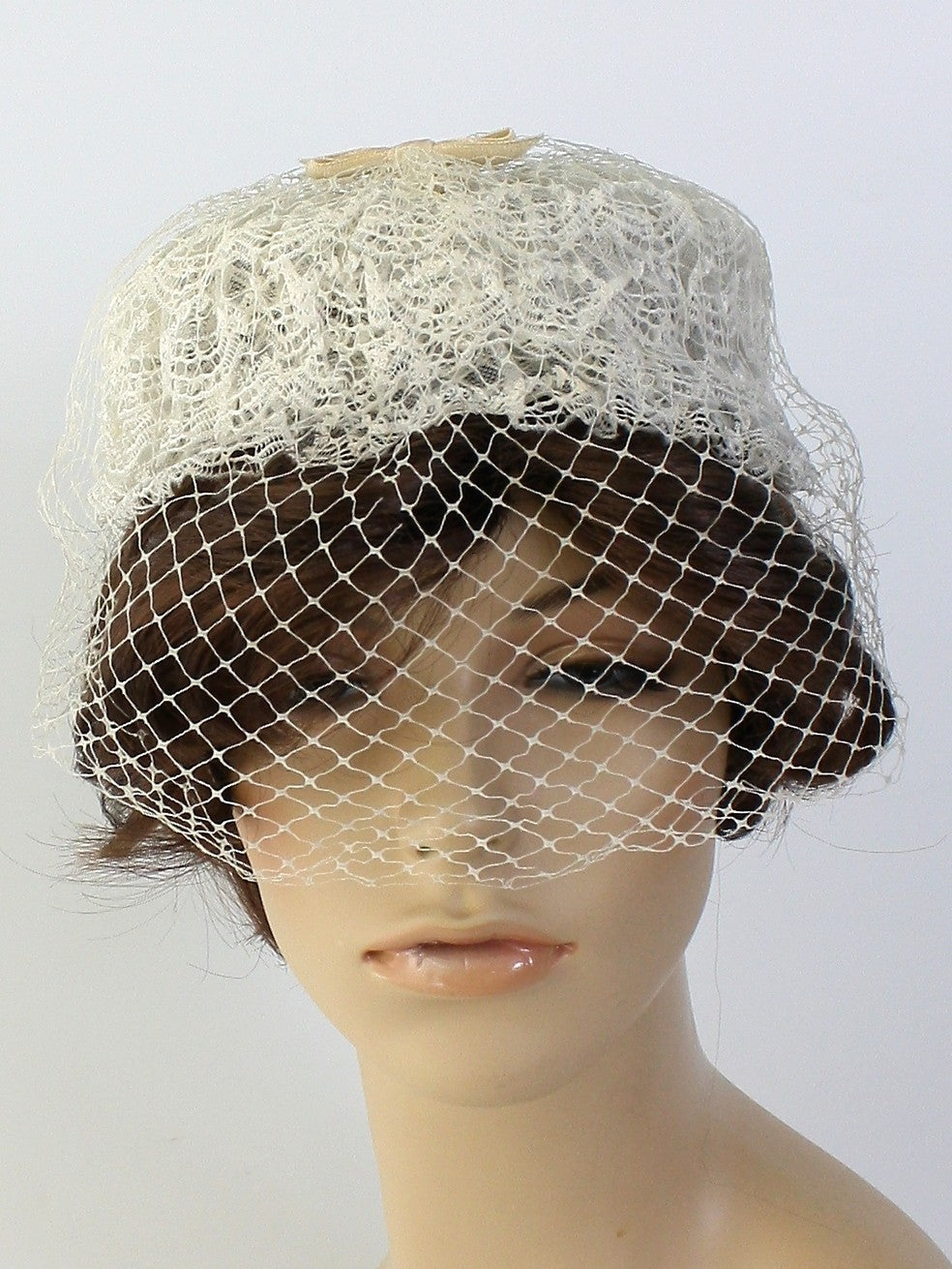 Womens Accessories - Pillbox Hat