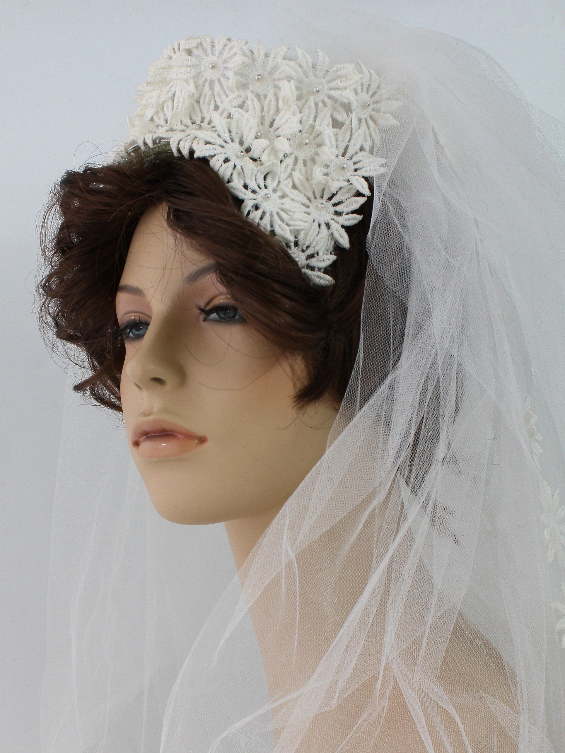 Womens Accessories - Wedding Head-piece Hat
