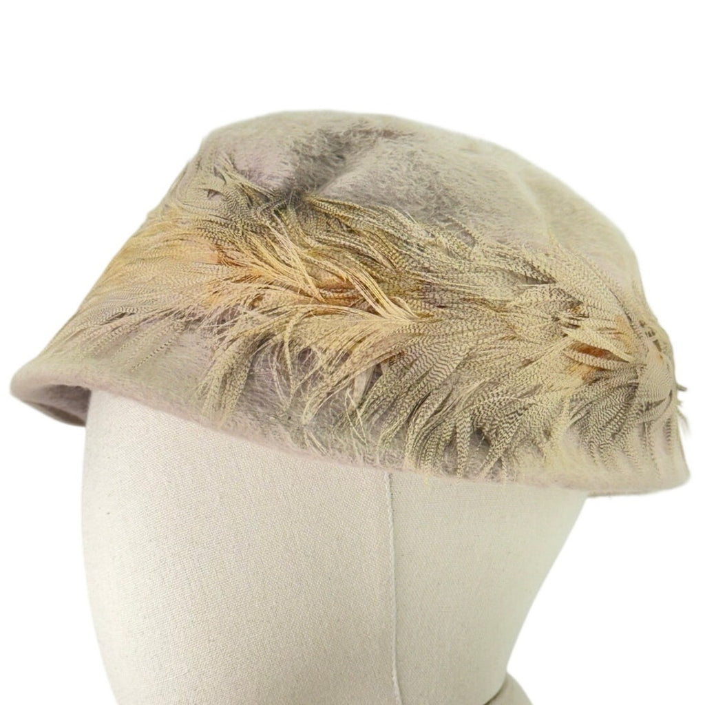 Vintage 1960s Beige Feather Cloche Bucket Hat Women’s Size 7.5