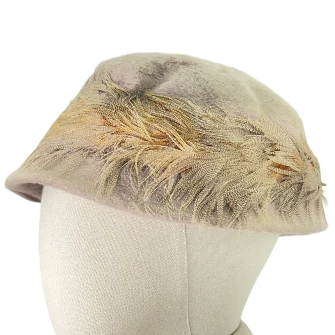 Vintage 1960s Beige Feather Cloche Bucket Hat Women’s Size 7.5
