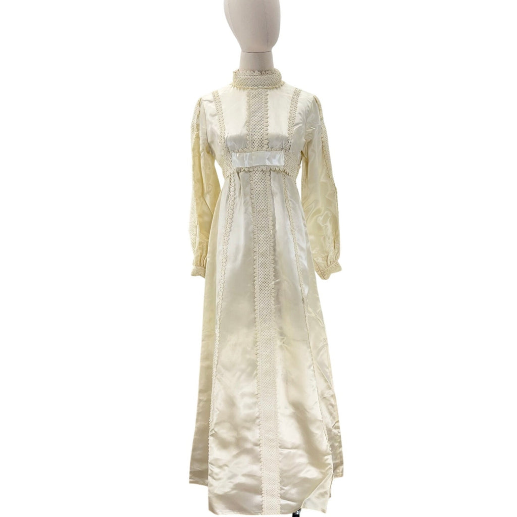 Vintage 1970s Union Made Satin Wedding Dress w/ Train Lace Trim Women's Small