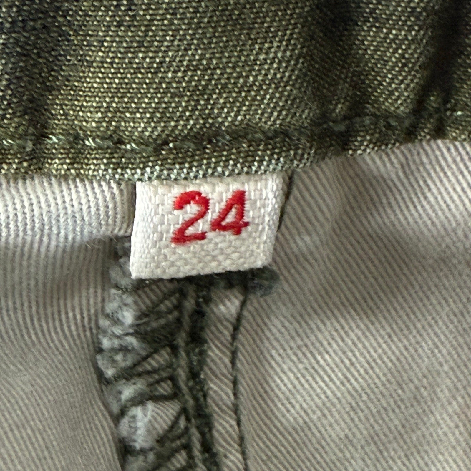 Womens Y2K Camo Pants