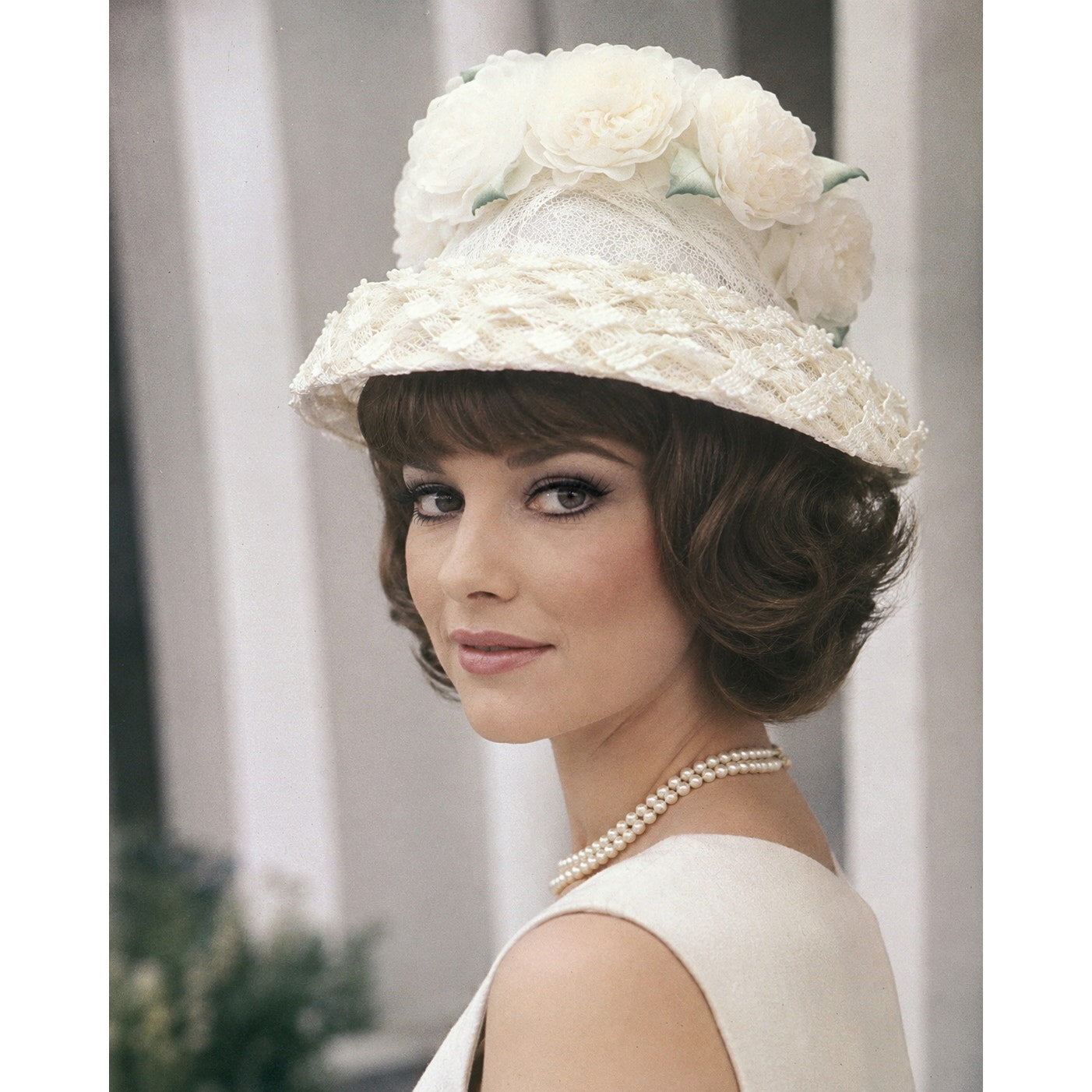 Vintage 60s White Floral Bucket Hat Lace Chiffon Union Label