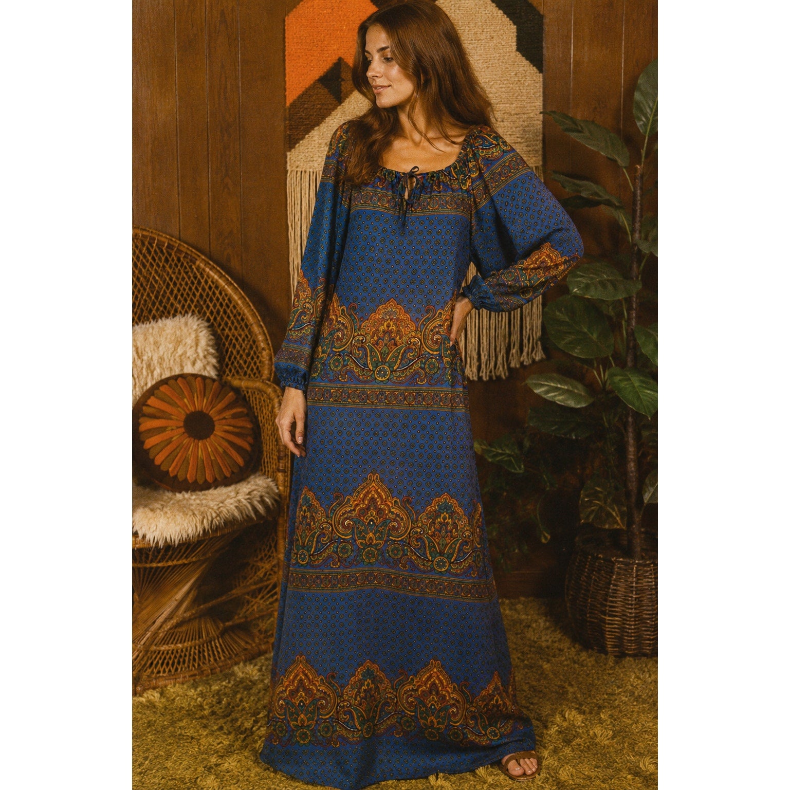 Vintage 1970s Navy Paisley Fleur de Lis Boho Maxi Lounge Dress Women's Medium