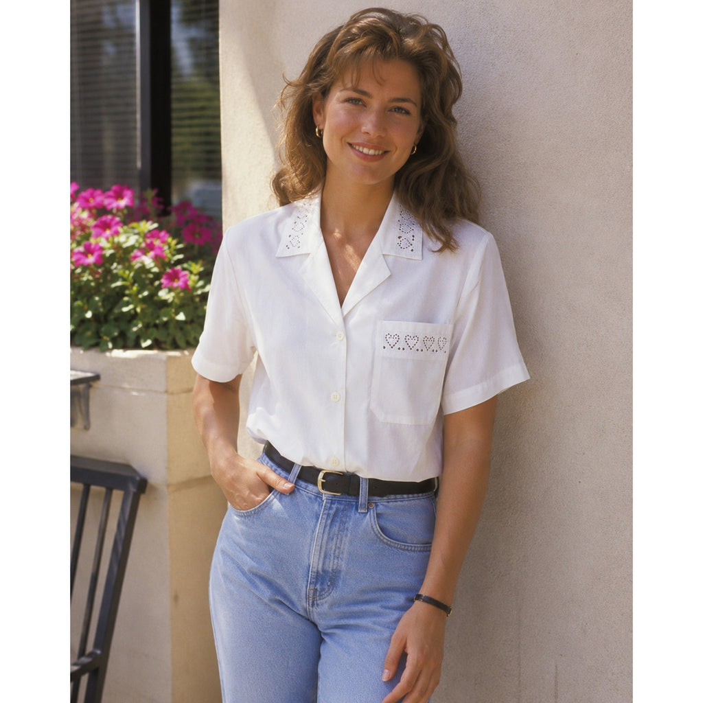 Vintage 1990s Lucia White Rayon Blend Embroidered Short Sleeve Blouse