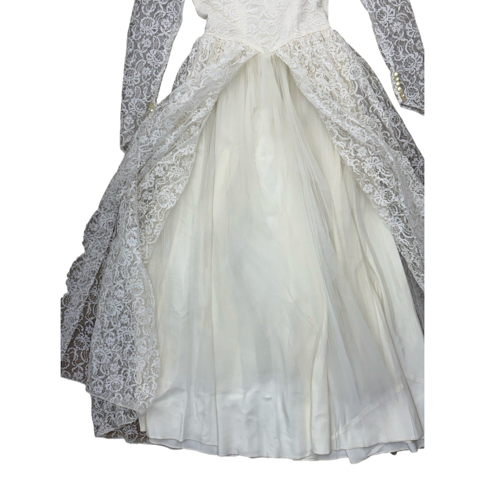 Vintage 1960s White Lace Wedding Dress Long Sleeve Floor Length XS S