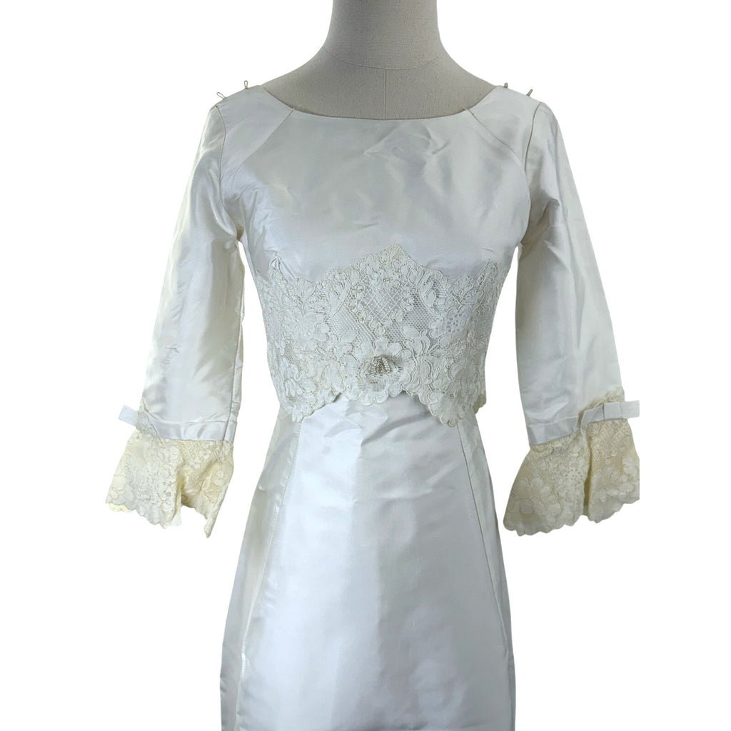 Vintage 1960s Women's XS Alfred Angelo Satin Lace Wedding Dress w Train