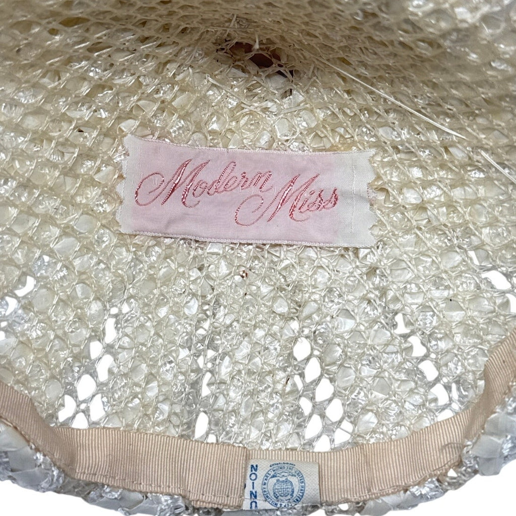 Vintage 1950s Modern Miss White Veiled Raffia Cocktail Hat Fascinator