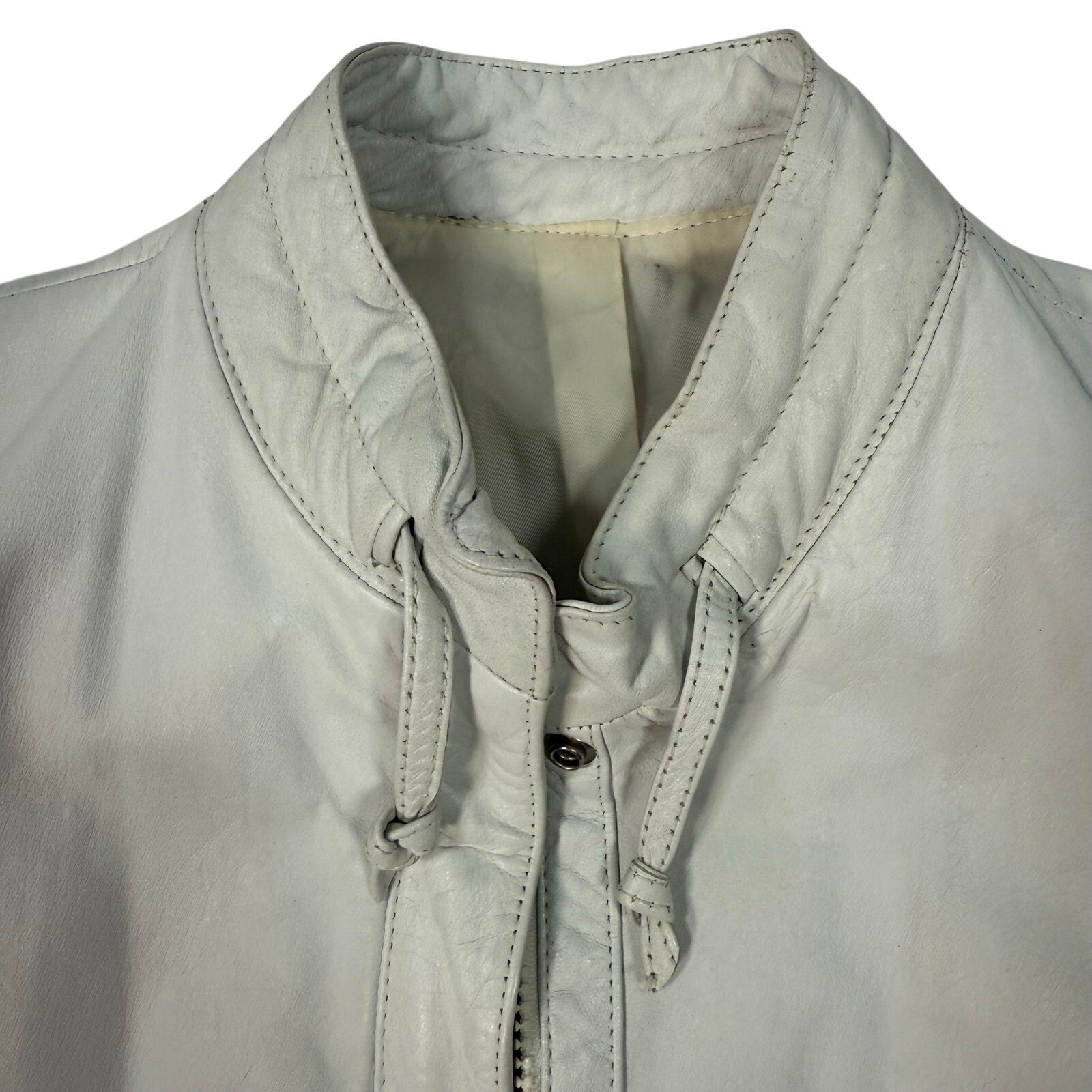 Vintage80s Women's Large White Leather Jacket Bomber Mock Collar Back Stitch