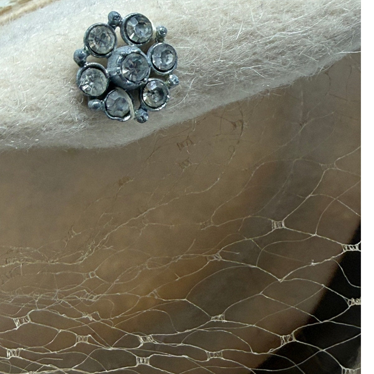 Vintage 1950s Beige Felt Wool Veiled Cloche Hat Rhinestone Trim 7½