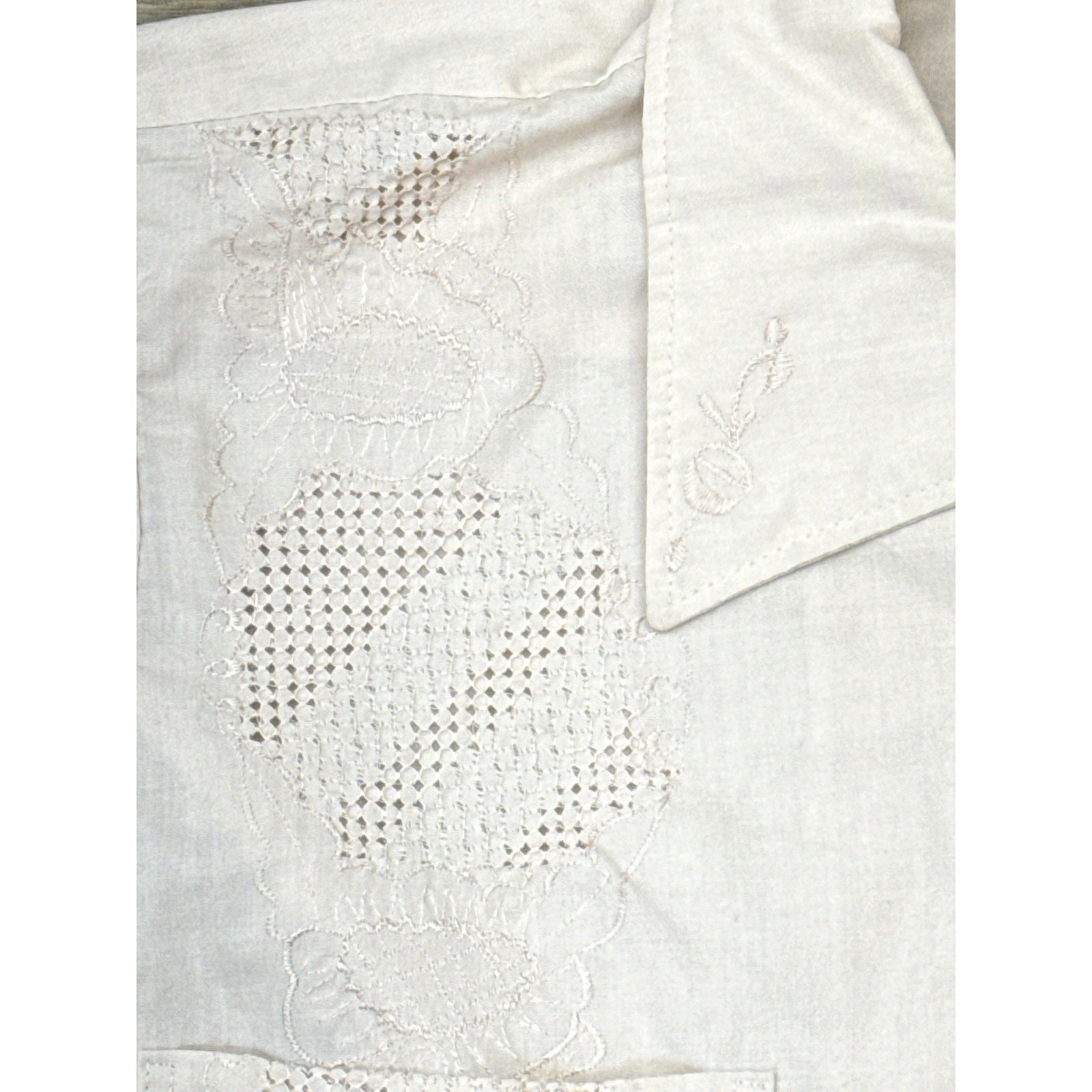 Vintage 70s Men's Small Calez Taupe Guayabera Shirt Embroidered 4 Pocket