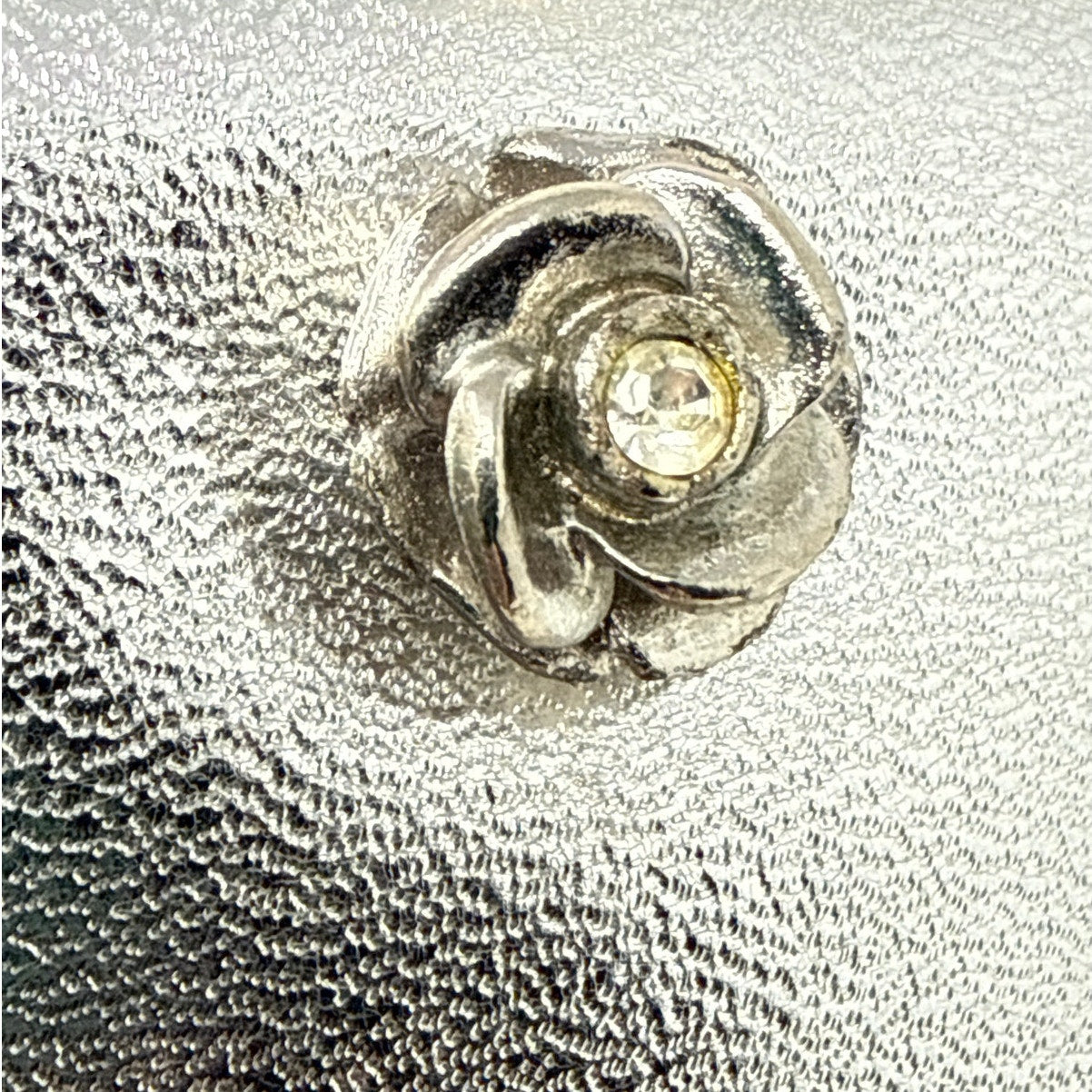 Vintage 70s Lewisette Silver Metallic Clutch Rhinestone Floral Latch