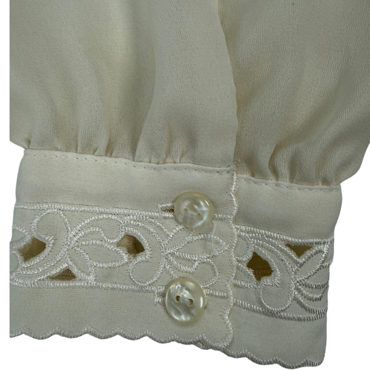 Vintage 80s Karen Scott Womens Size 10 Cream Sheer Blouse Hidden Button