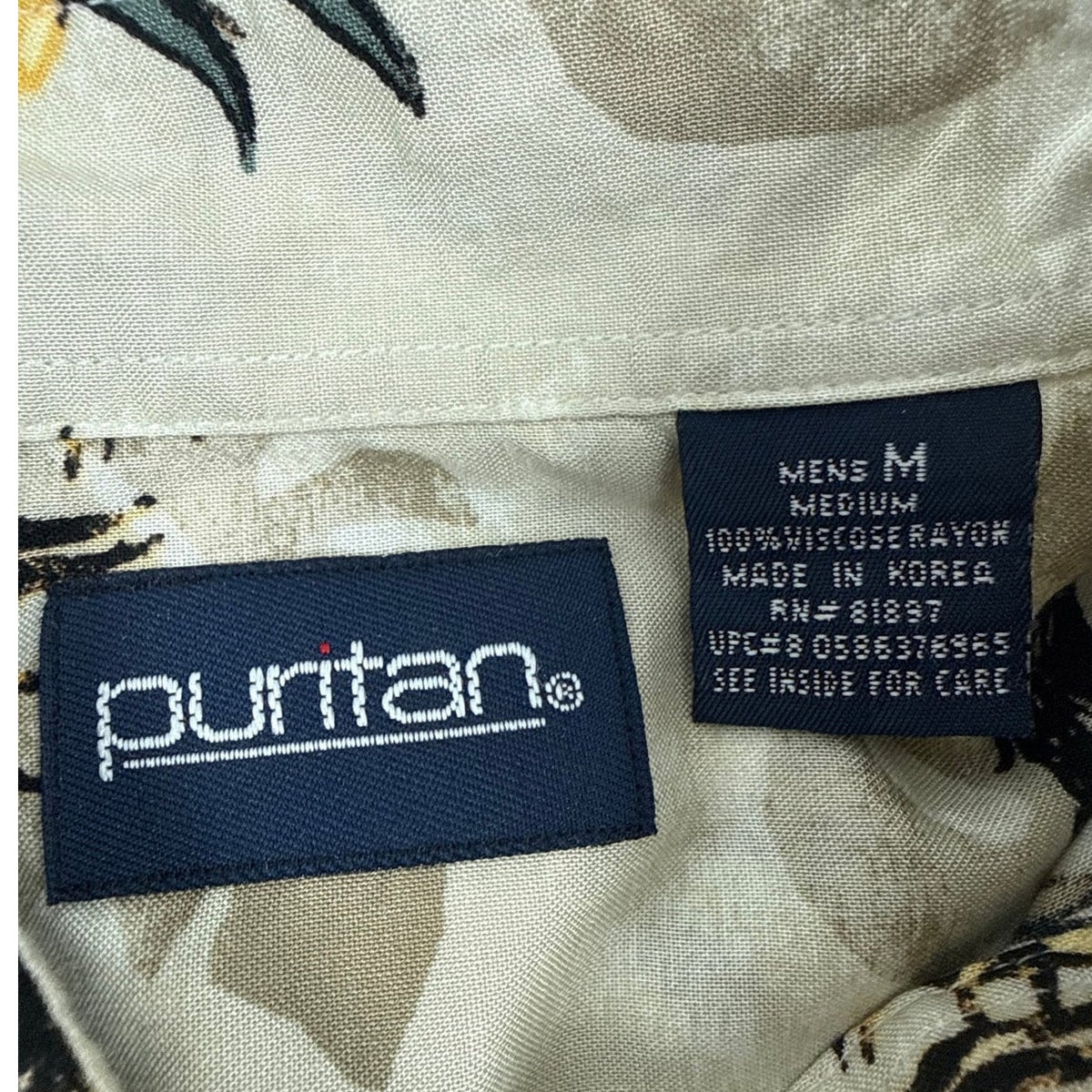 Vintage 90s Puritan Beige Pineapple Rayon Hawaiian Shirt Men’s Medium