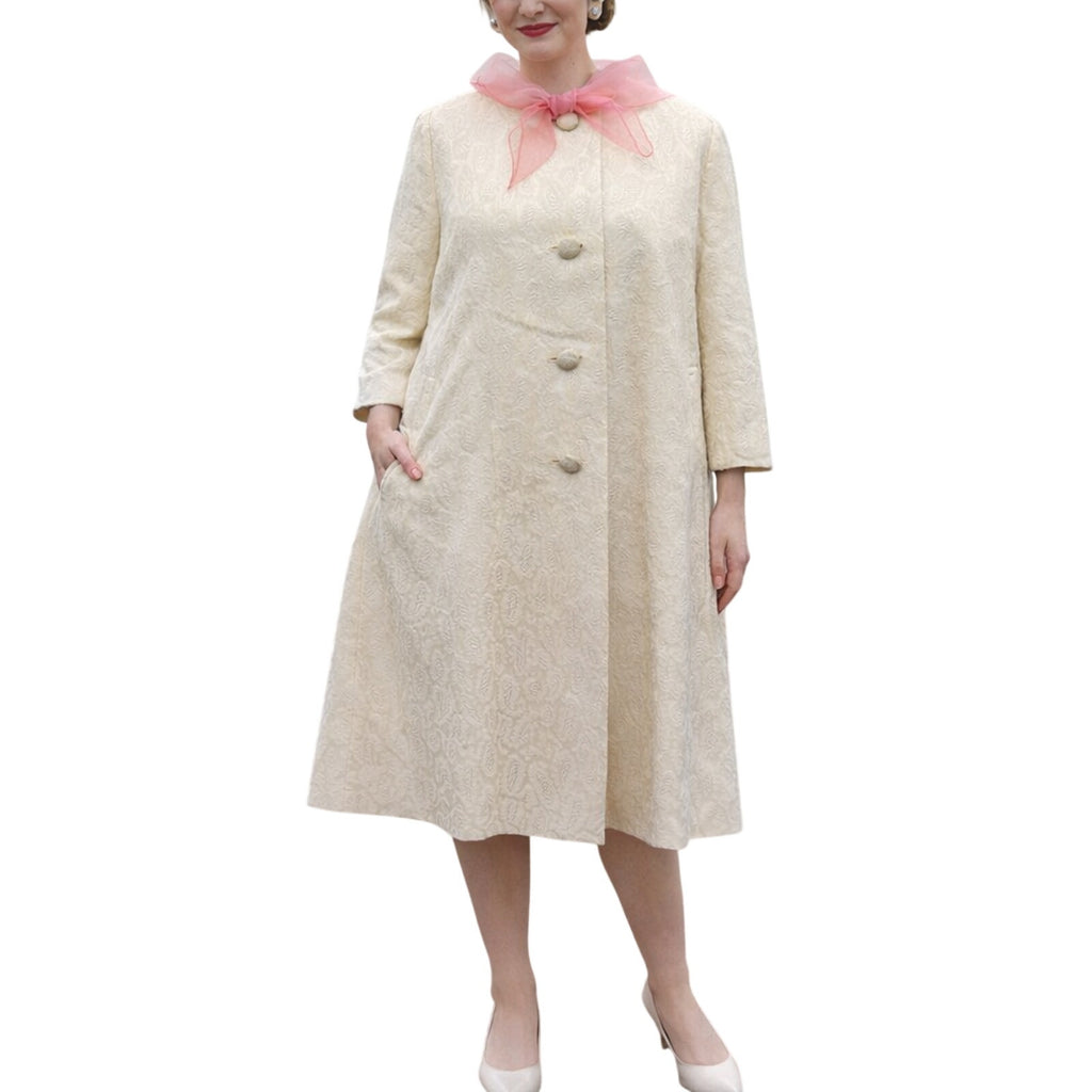Vintage 60s Cream Paisley Flocked Coat Rayon A-Line Pink Scarf Trim Women’s XL