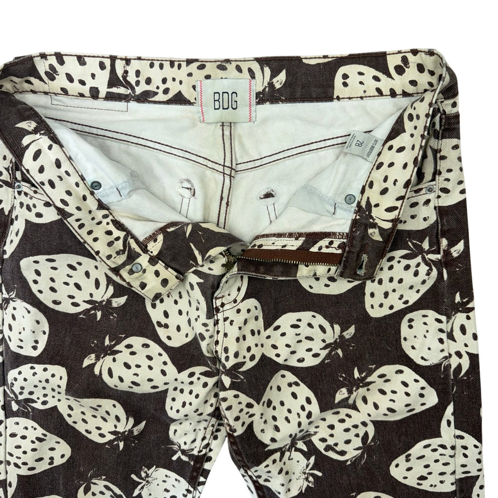 BDG Strawberry Print Bootcut Jeans Women’s 28 Y2K 90s Style Denim