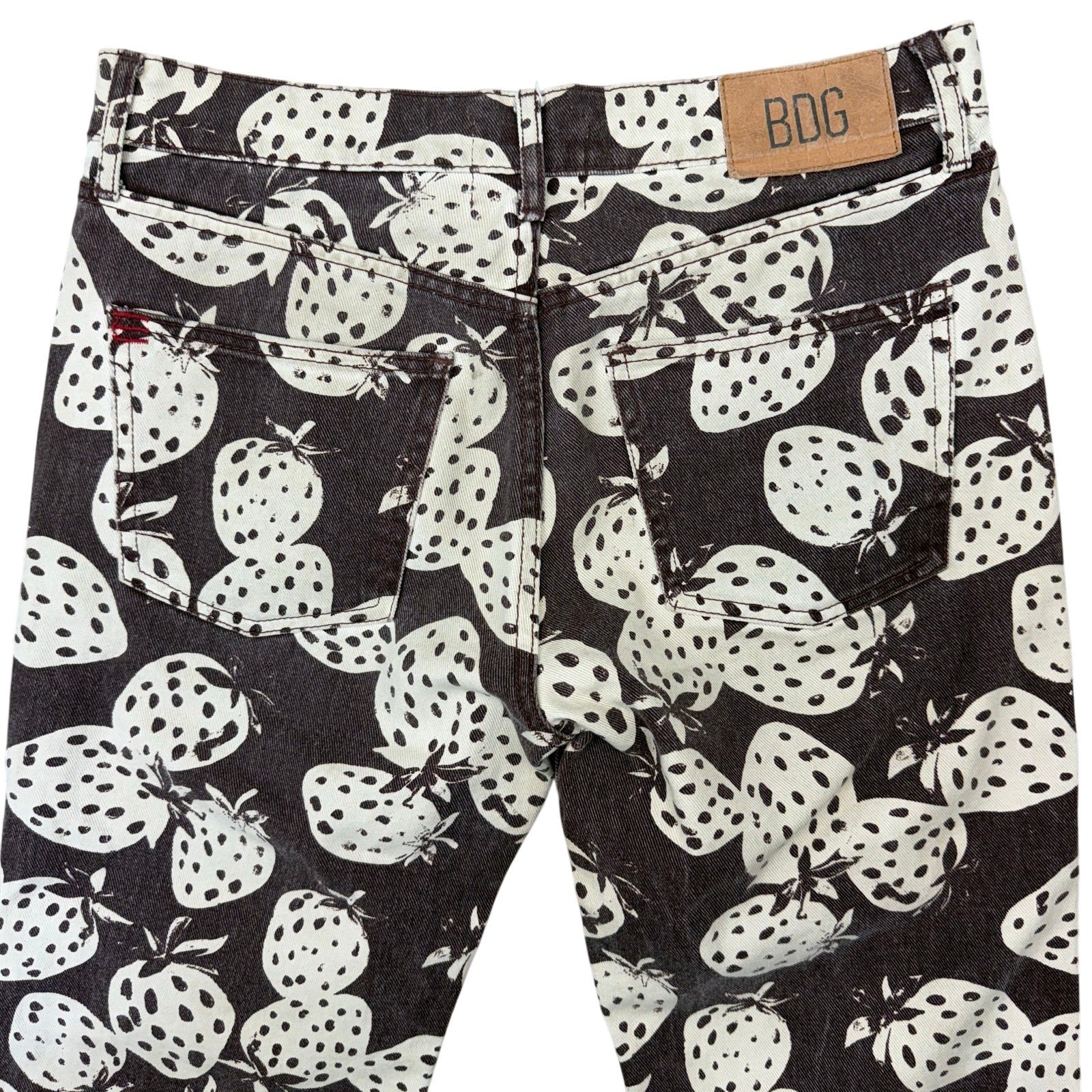 BDG Strawberry Print Bootcut Jeans Women’s 28 Y2K 90s Style Denim