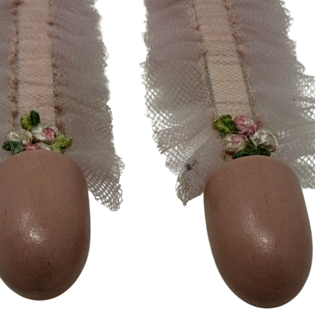 Vintage 1950s Pink Shoe Stretchers Keepers Floral Nylon Insert