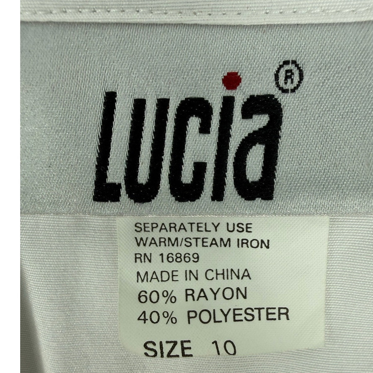 Vintage 1990s Lucia White Rayon Blend Embroidered Short Sleeve Blouse
